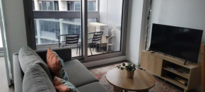 L4608 Good view, southencross,free steam and dry sanua,pool,Gym